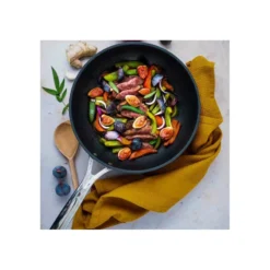 Castel´Pro Sauteuse Aluminium Revêtue Couvercle Verre Exceliss + CRISTEL D28 -BEKA Soldes Magasin castelpro sauteuse aluminium revetue couvercle verre exceliss cristel d28 3