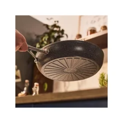 SALINA Poêle Revêtement Céramique Céraforce Titanium D20 Cm BALLARINI -BEKA Soldes Magasin salina poele revetement ceramique ceraforce titanium d20 cm ballarini 10